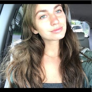 Meet your Posher, Adeline